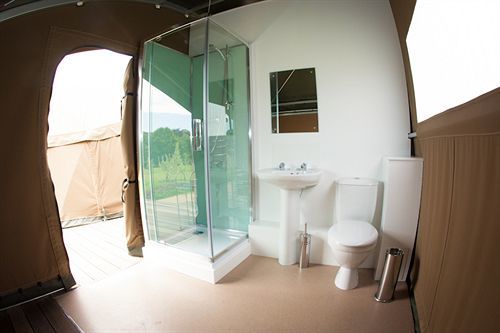 Durrell Wildlife Camp Hotel Trinity Luaran gambar
